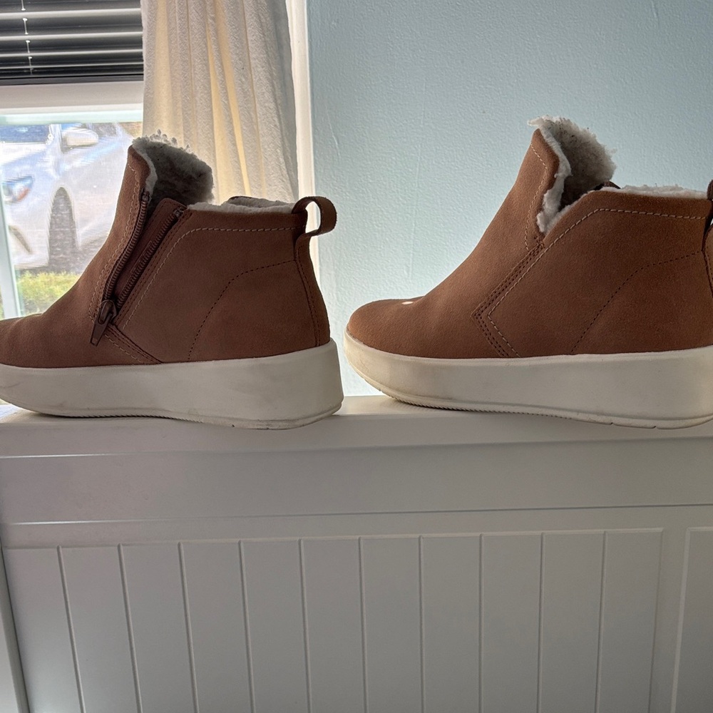 Zara Brown Winter Ankle Boots